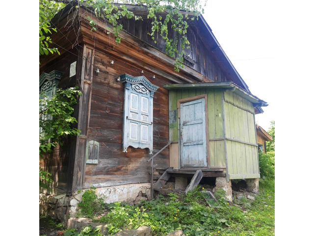 Здание 106.9 кв.м. и земельный участок 813кв.м.